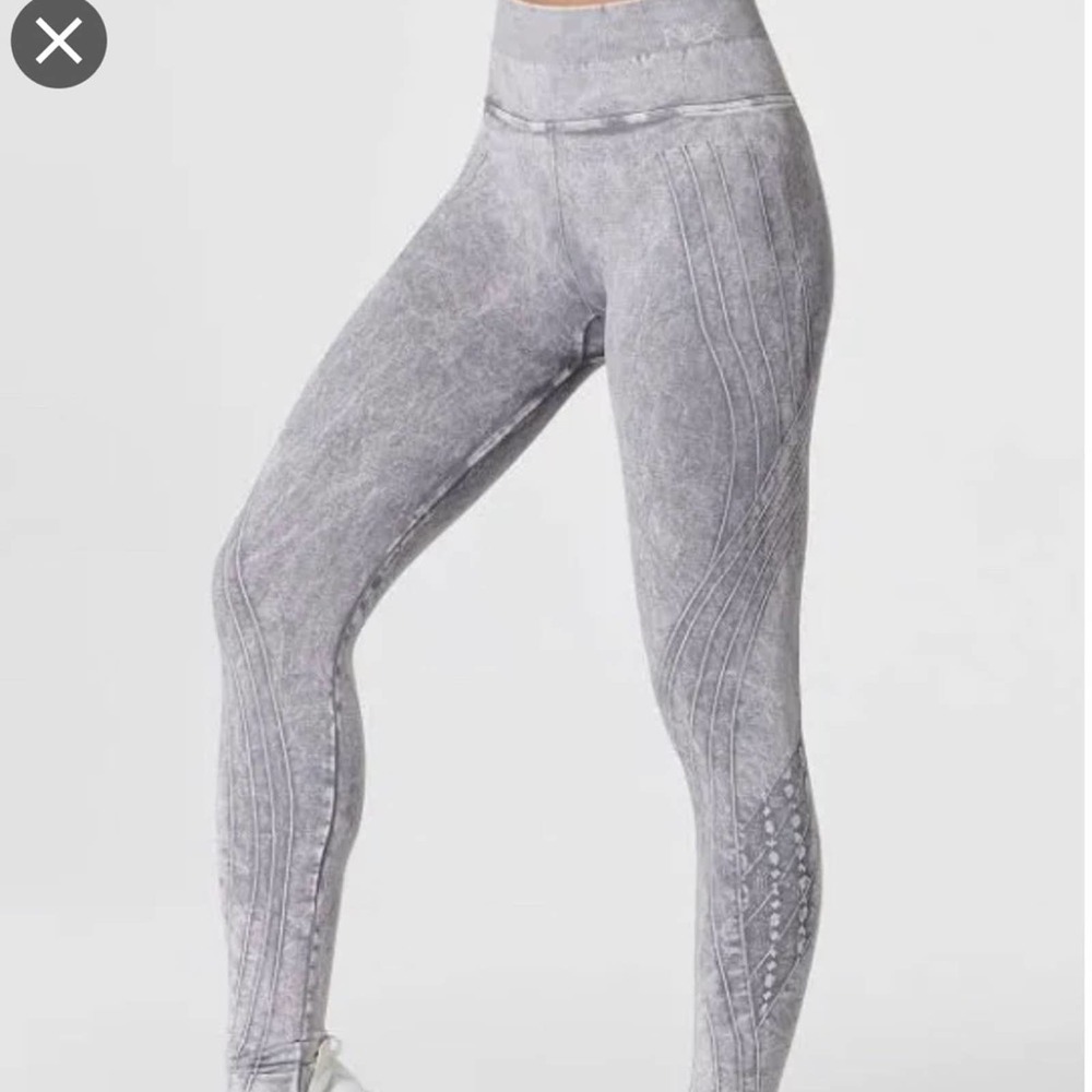 NWT SoulCycle Leggings Nux Leggings Skull Denim Mineral Wash Pants Large l new